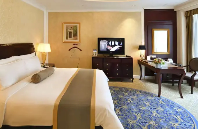 Atrium-View Double room