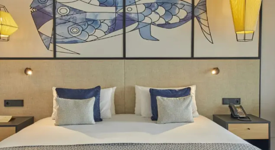 Direct Access to the Pool Double Preferred Club room