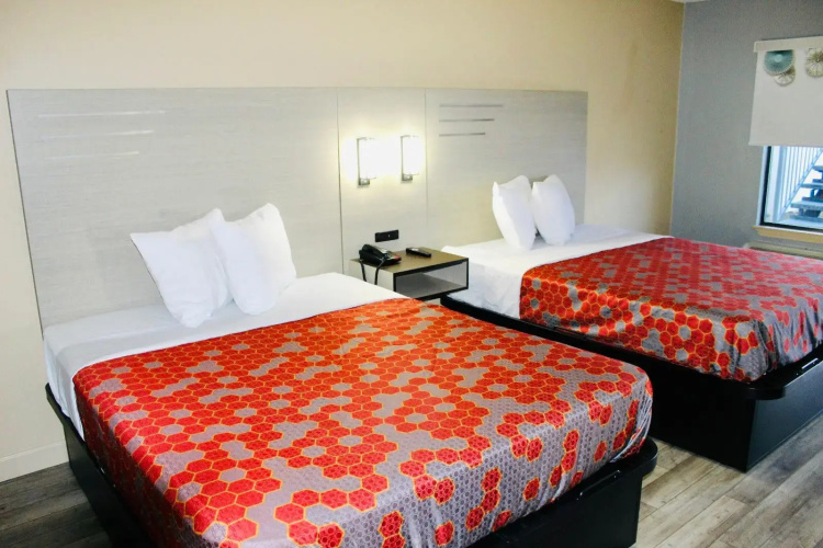 Milan Inn & Suites