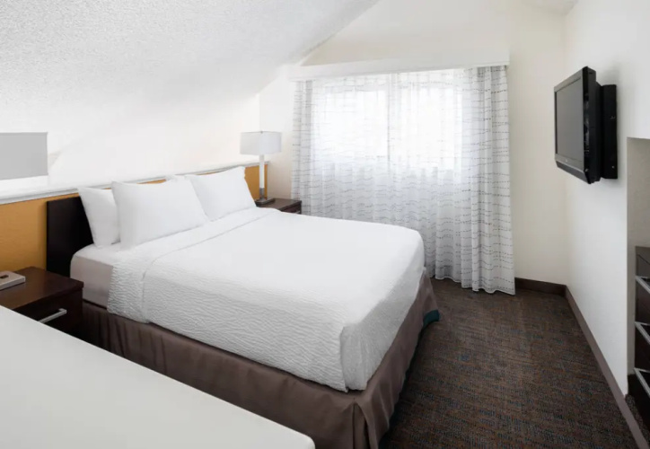 2 Bedrooms Penthouse Suite