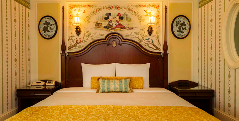 Corner Double room