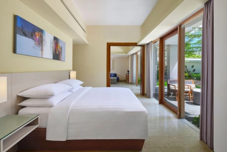 Double Suite with pool view