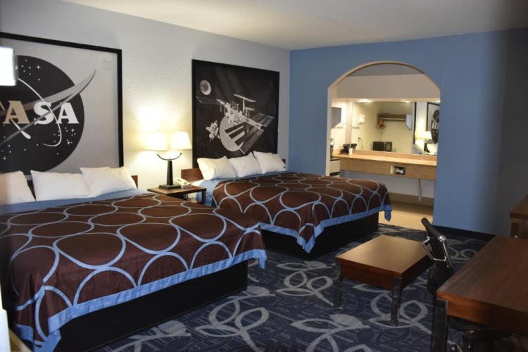 Quadruple room
