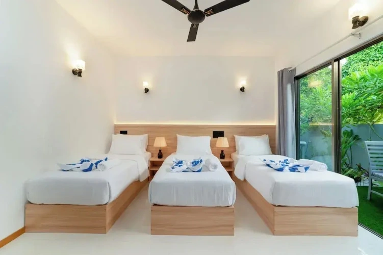 Triple room