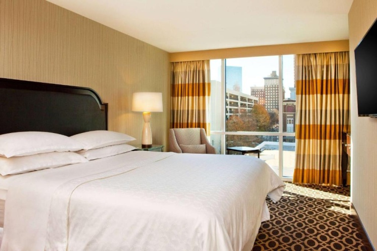 Corner Double Suite
