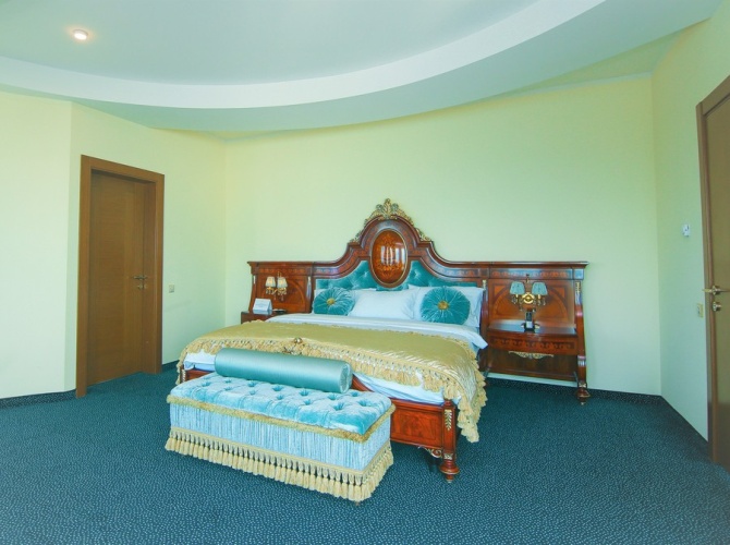 Grand Royal Suite