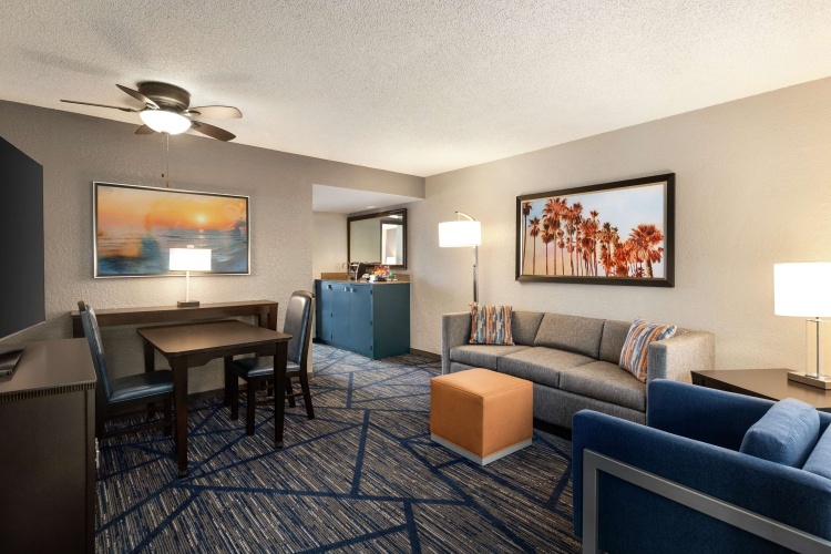 Embassy Suites by Hilton Miami International Airport photo 15