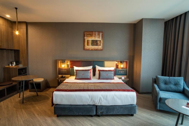 Standard Single room with city view
