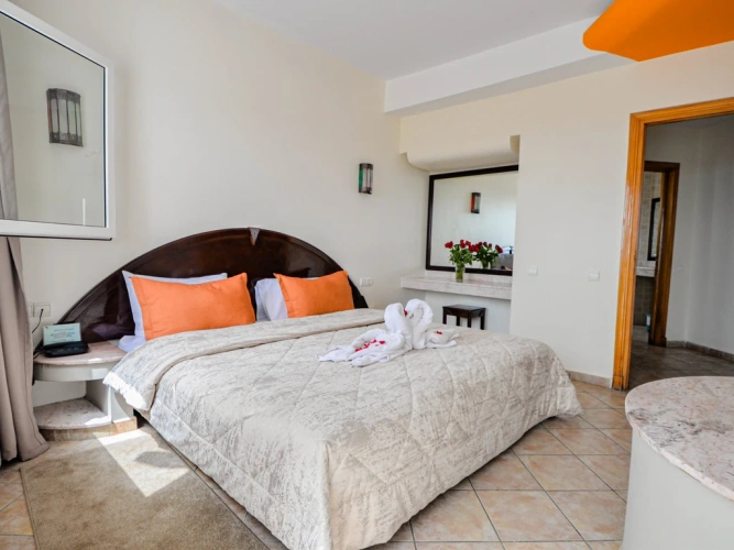 Double Luxe Room with city view