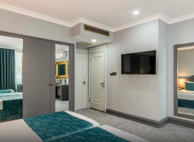 Standard Triple room