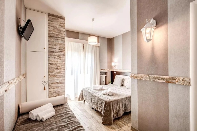 Triple room