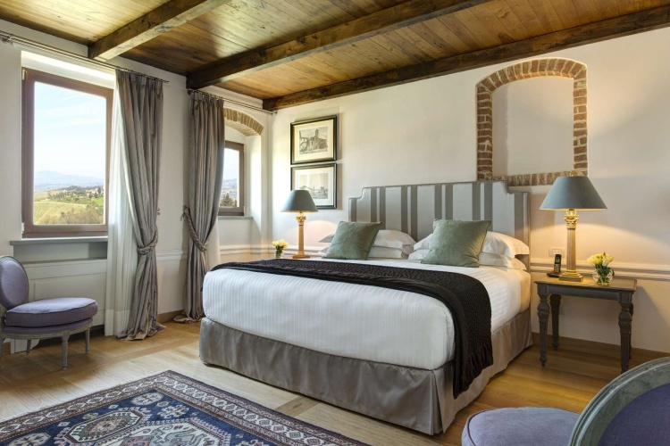2 Bedrooms Quadruple Suite