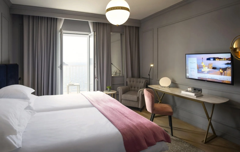 Deluxe Villa Odak Double room with balcony and with sea view