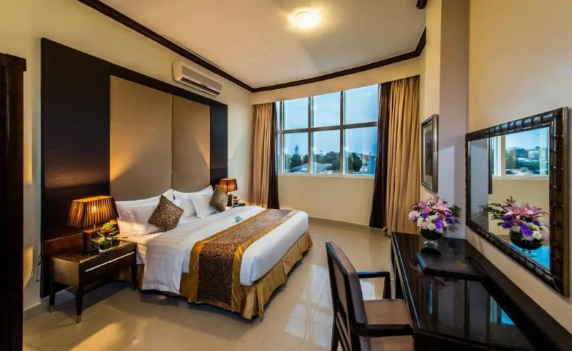 2 Bedrooms With Two Bathrooms (Large) Suite