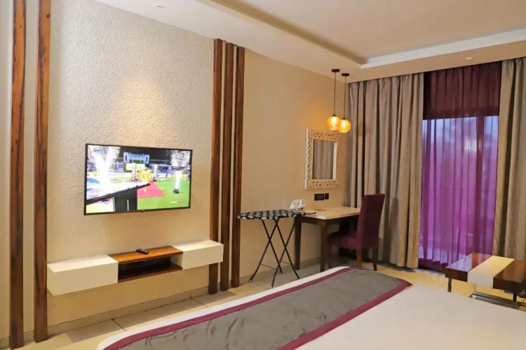 Golden Tulip Goa Candolim