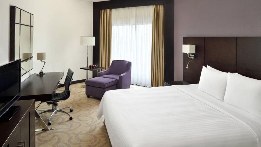 Guest room