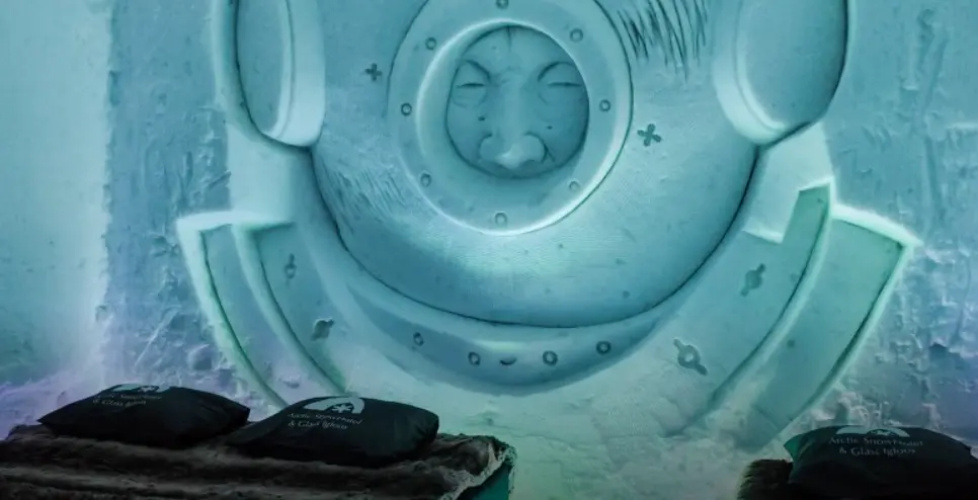 Superior Sextuple Family SnowHotel room