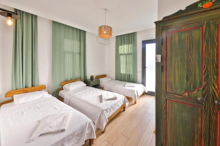 Superior Triple room