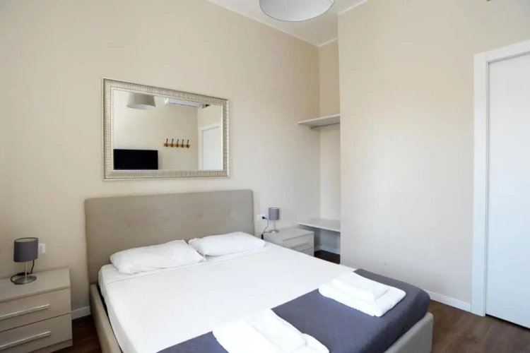 2 Bedrooms Apartment
