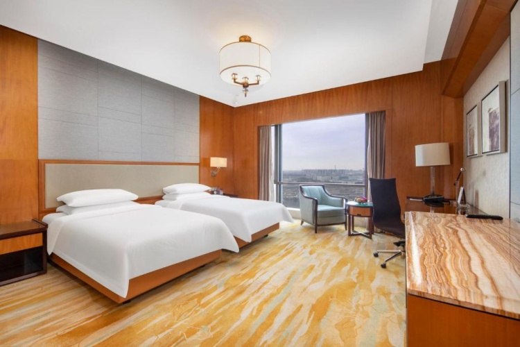 Classic Twin Club room