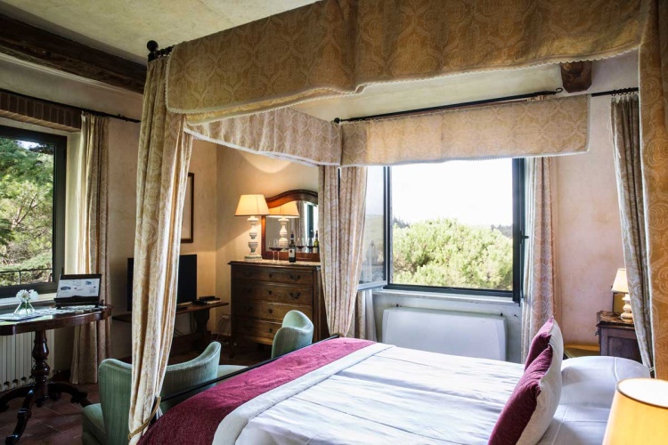 Deluxe Romantic Double room