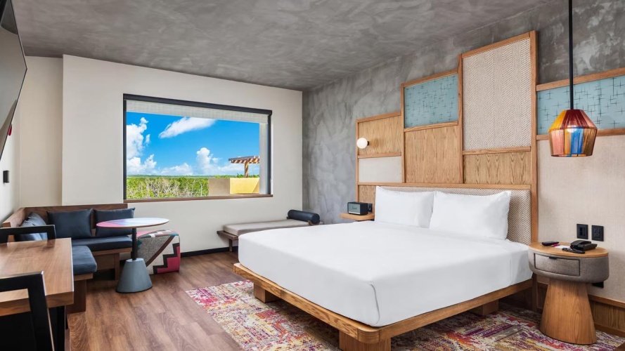 Aloft Double Suite