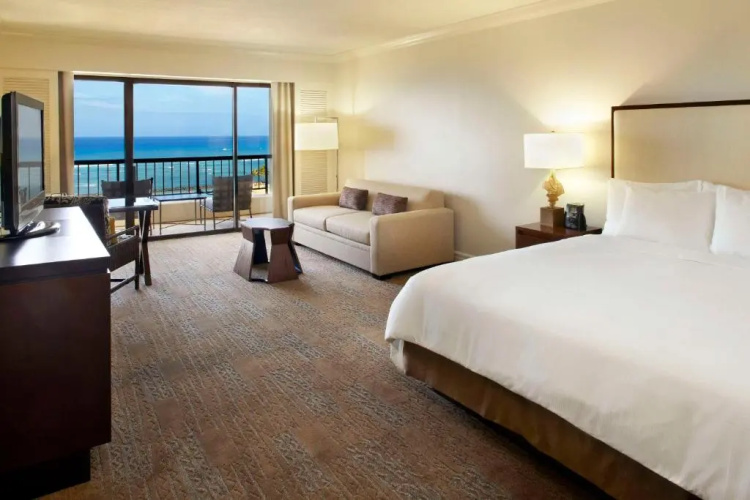 Hilton Hawaiian Village Waikiki Beach Resort photo 9
