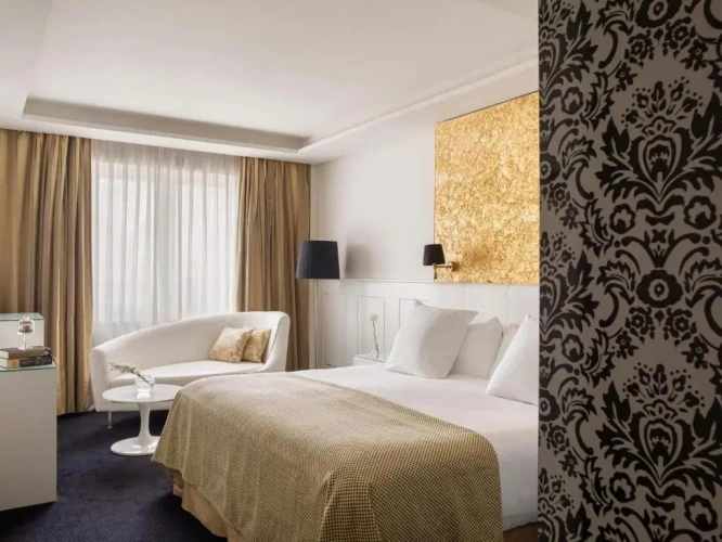 Premium Connected room