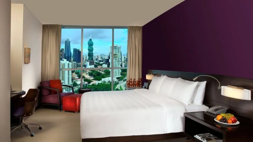 Deluxe Double room with city view