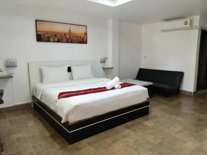 Double room with pool view