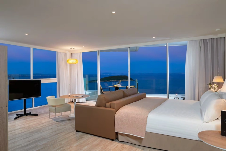 Grand Double The Level Suite