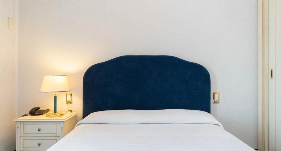 Elegant Single room with balcony