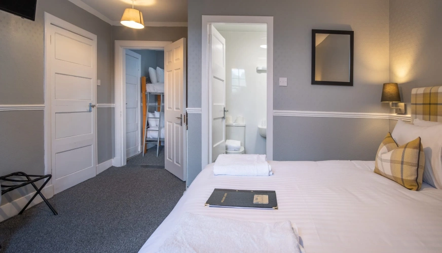 Quadruple room