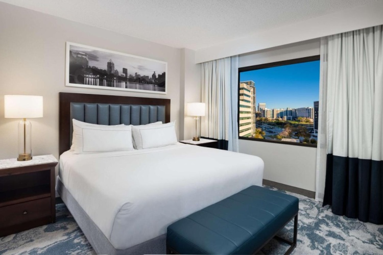 DoubleTree by Hilton Houston Medical Center Hotel & Suites photo 6