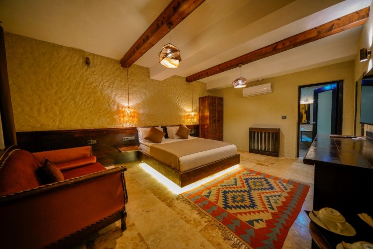Superior Triple room