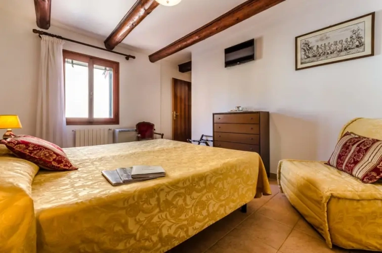 Triple Apartment