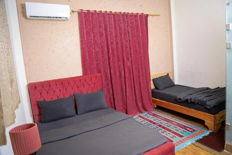 Triple room