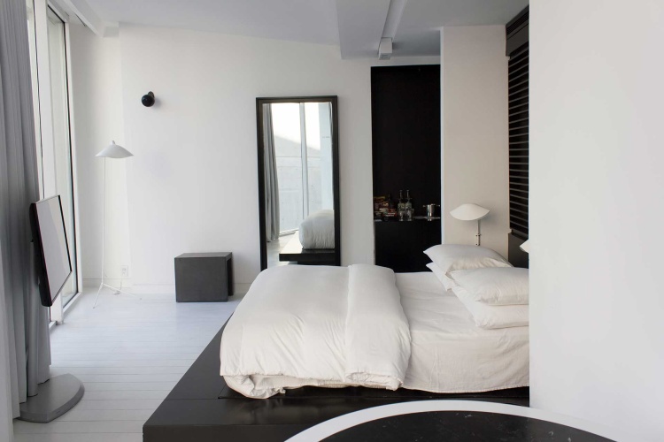 Corner Double room