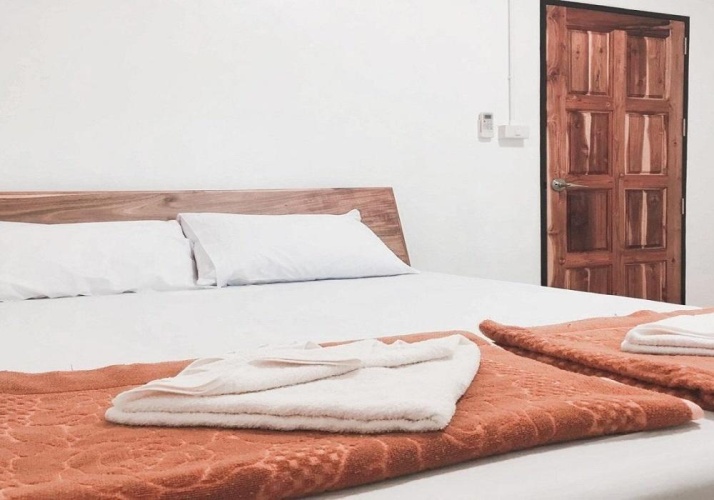 Single Guesthouse