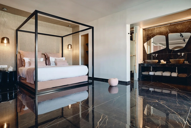 Honeymoon with Private Pool with Outdoor Heated Whirlpool Double Suite