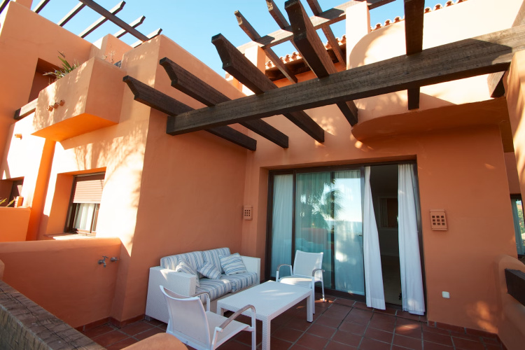 2 Bedrooms Penthouse