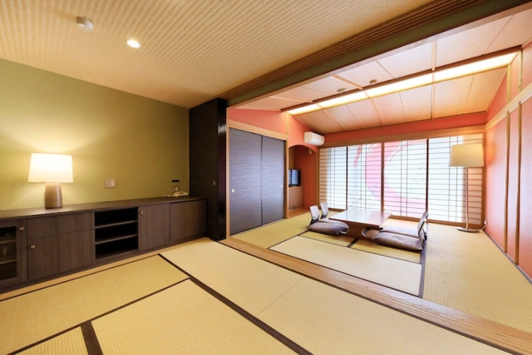 Japanese-style room