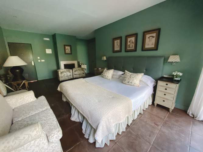 Camellia Suite