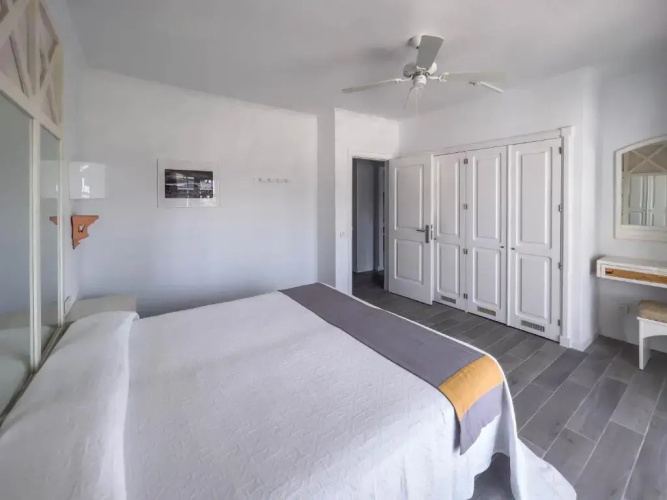 Apartamentos Parque del Sol