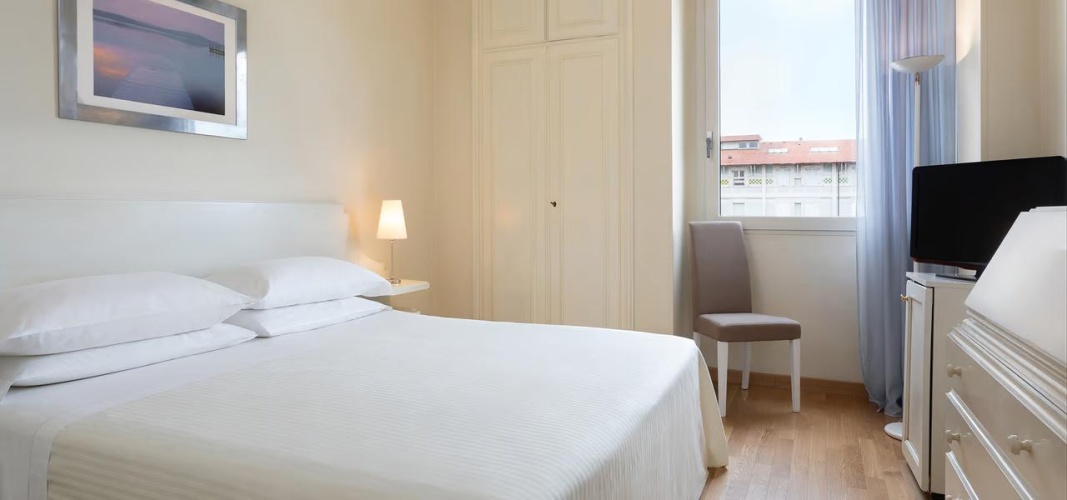 Viareggio Twin room
