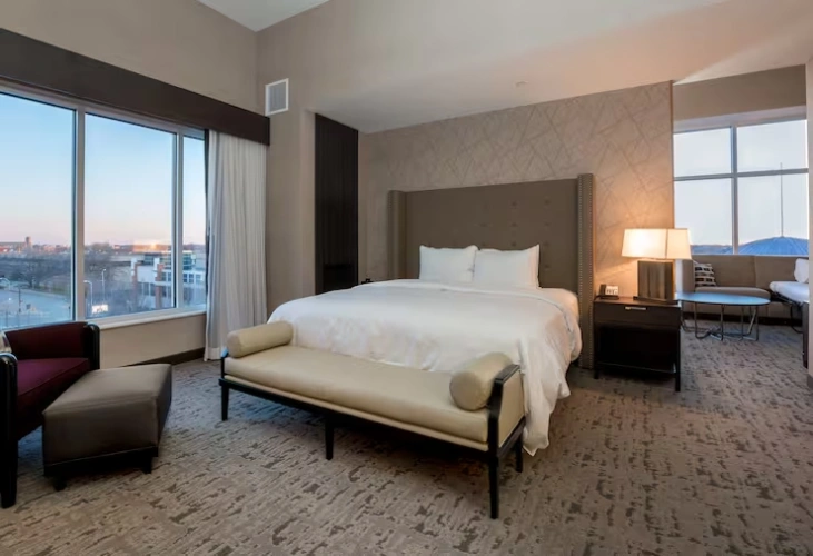 Corner Accessible Double Suite
