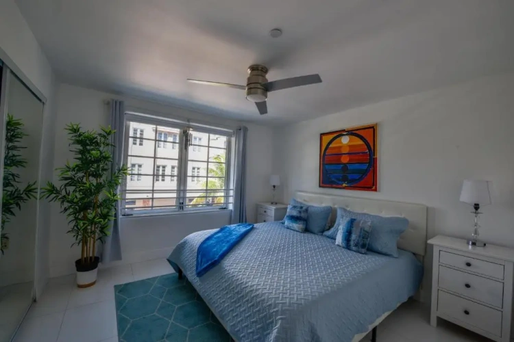 Apartment with sea view