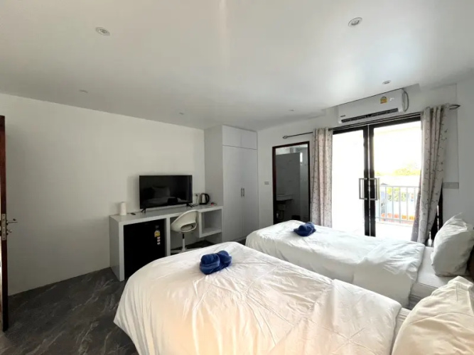 Deluxe Twin room