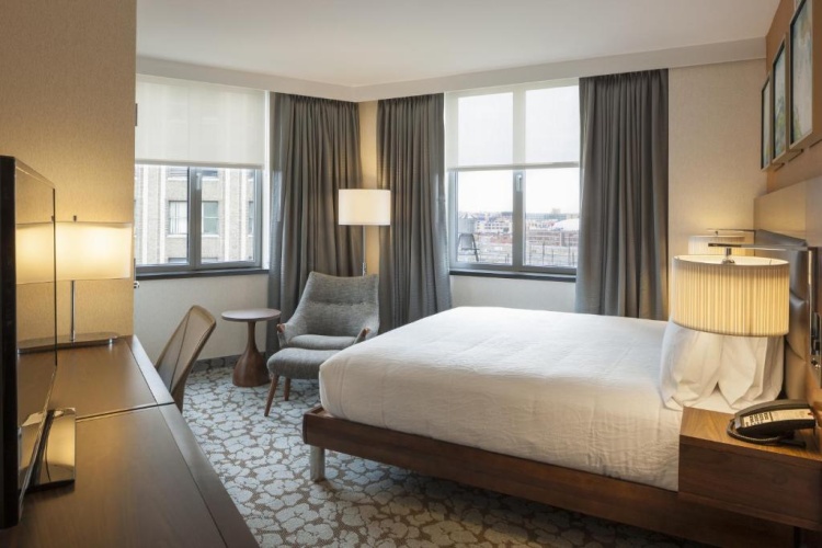 Double HEARING ACCESSIBLE room