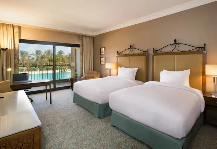 Twin room with balcony